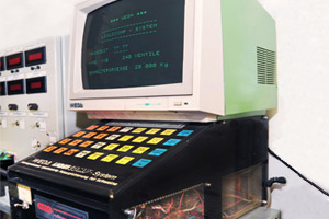 WEDA celebrates 35 years of Liqui Comp Feeding computer