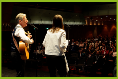 The World Mycotoxin Forum was opened with 2 songs, sang by Prof Rudolf Krska and PhD Research Associate Lidija Kenjeric. Photo: Iris Hofman