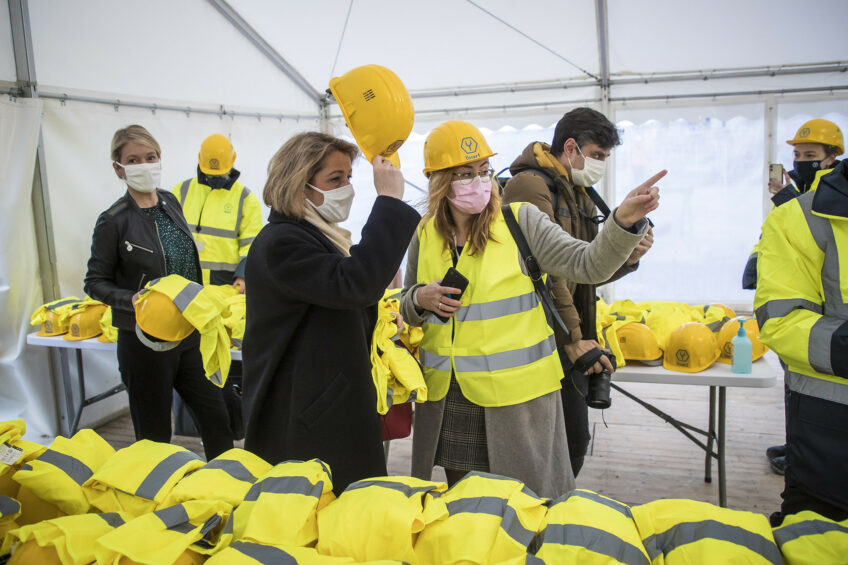 French Ecology Minister Barbara Pompili visits the construction site of the 'YNSECT' factory, in January 2022. Photo: ANP (EPA/Christophe Petit-Tesson)